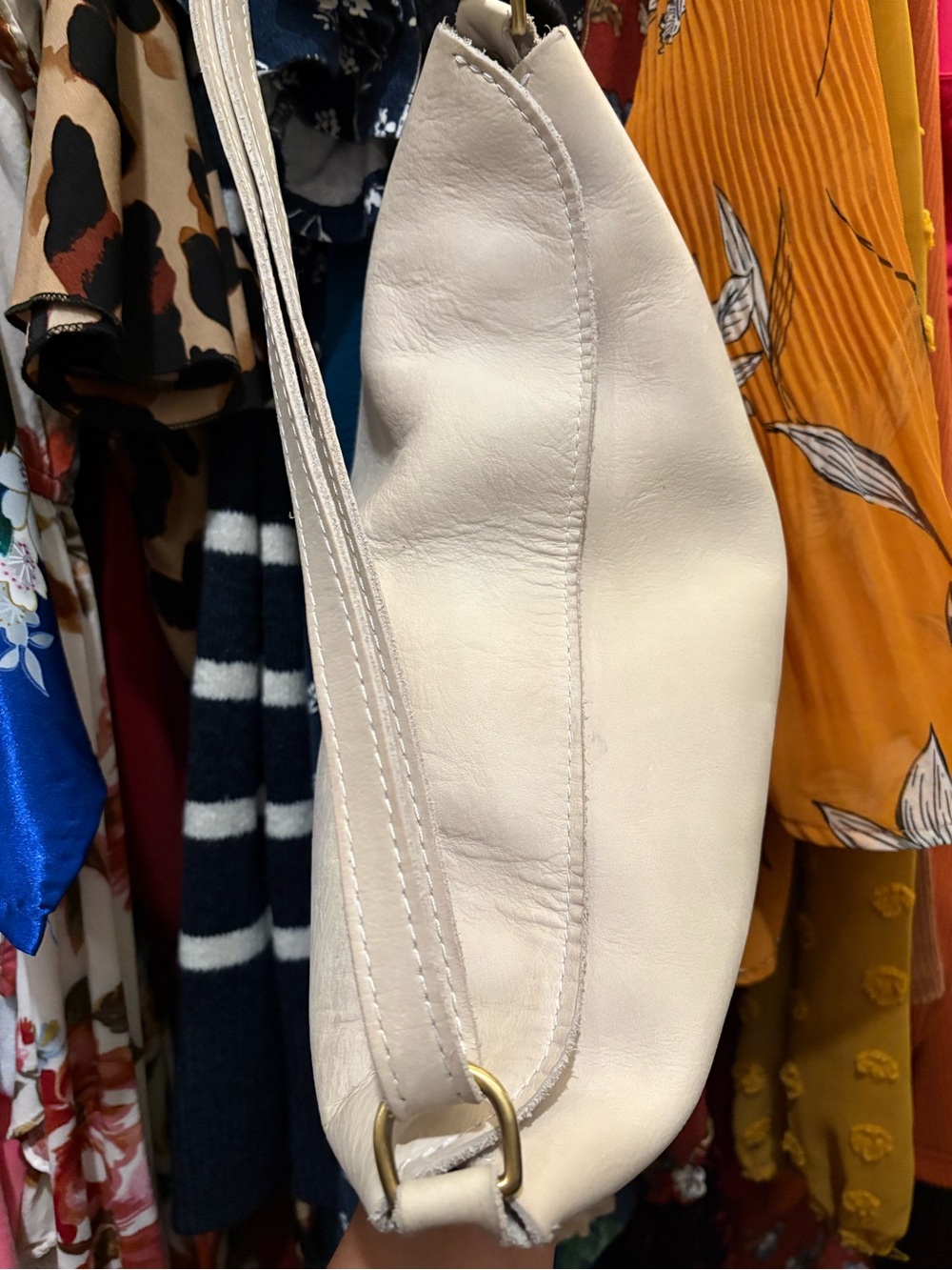 Portland Leather Goods | Large Koala | Beluga - Picture 9 of 16